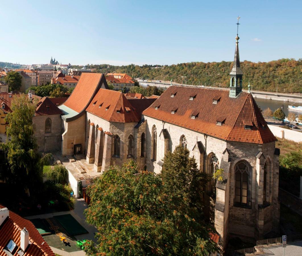 Prostorny 3 Pokojovy Apartman S Dvema Terasami Prague Luaran gambar